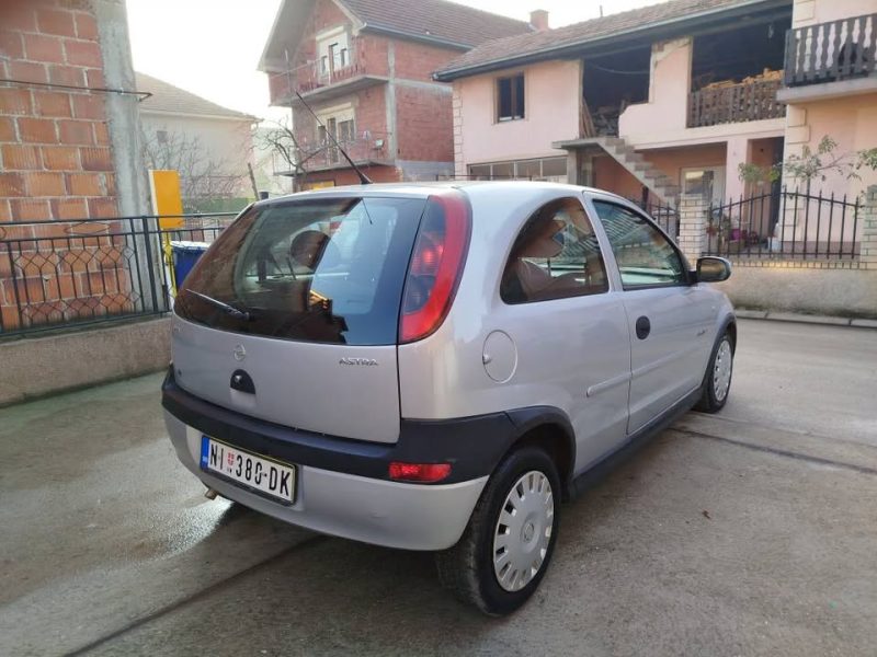 Opel Corsa C 1.2 Automatik Benzinac, 55 kW, 2002/2003. godište