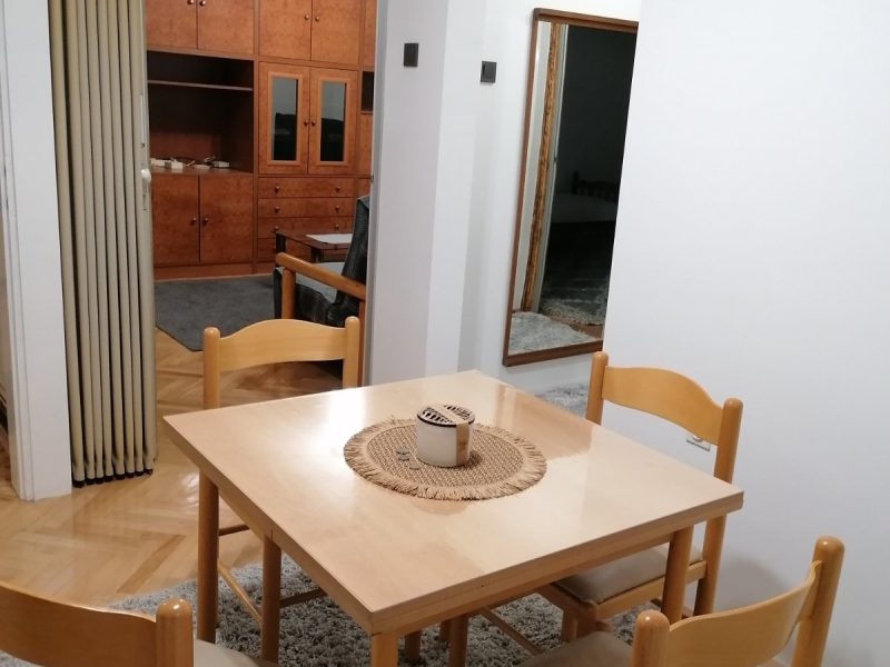 IZDAJEM STAN U DUVANISTU KOD RODA TRZNOG CENTRA
