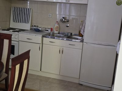 Izdaje sa stan na Palilulsko rampi namesten 48m