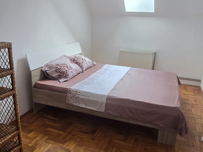 Izdaje sa stan na Palilulsko rampi namesten 48m