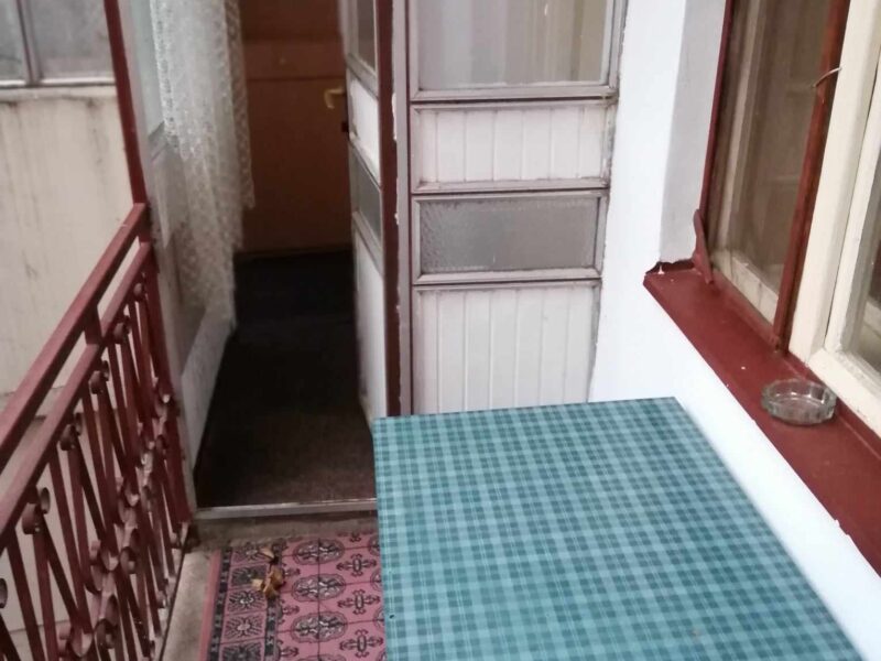 IZDAJEM JEDNOSOBAN STAN KOD DOMA ZDRAVLJA