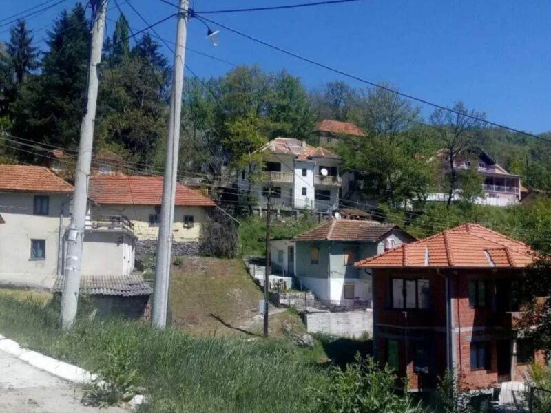Prodajemo 3 apartmana u Prolom Banji