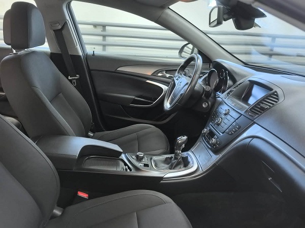 Opel Insignia 2.0cdti