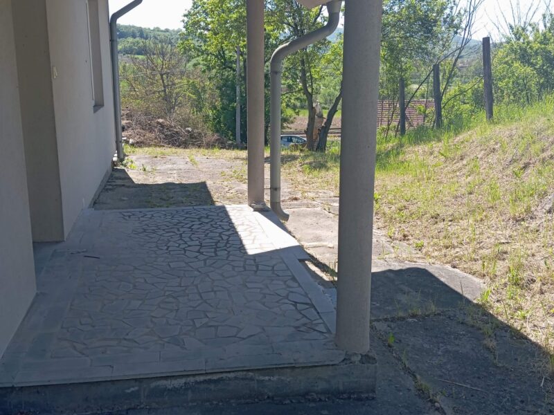 Prodaja kuće u Vlaškoj kod Mladenovca 30km od Beograda