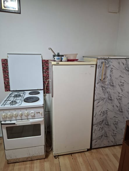 Izdajem garsonjeru na paliluli