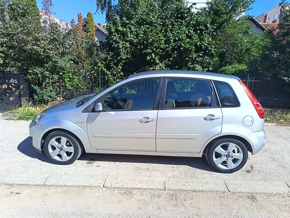 Na prodaju Ford Fiesta 1,4 dizel