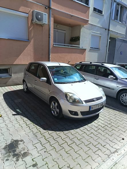 Na prodaju Ford Fiesta 1,4 dizel