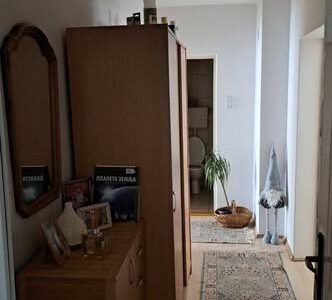 Izdaje se namešten jednoiposoban stan