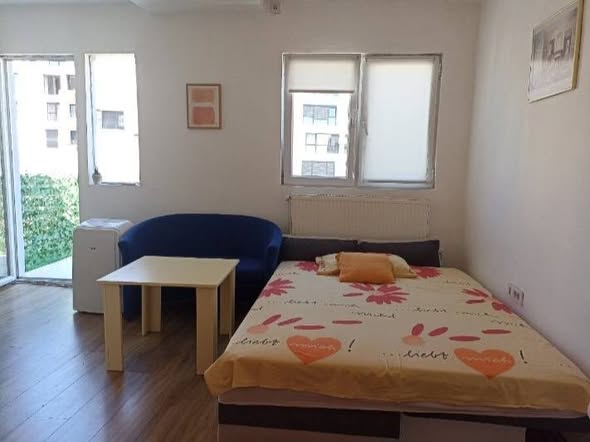 Izdajem garsonjeru na 4.spratu u Nišu