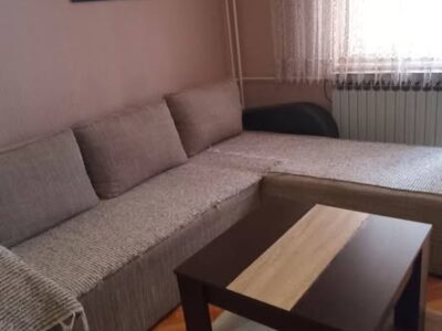 Izdajem stan u Nišu