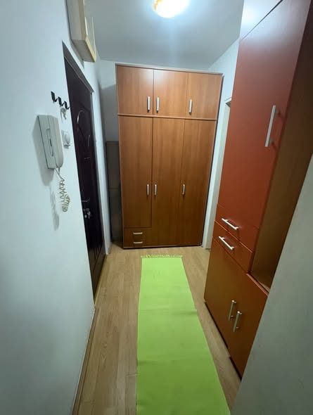 Izdajem namesten stan u Studenickoj ulici