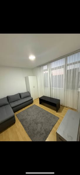 Izdajem stan u centru Niša