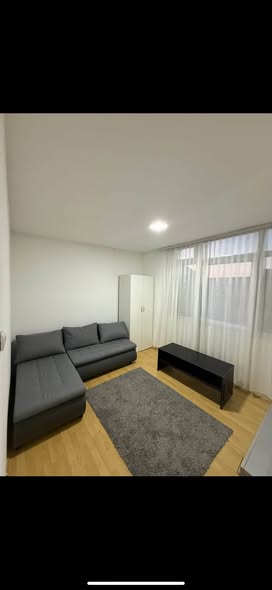 Izdajem stan u centru Niša